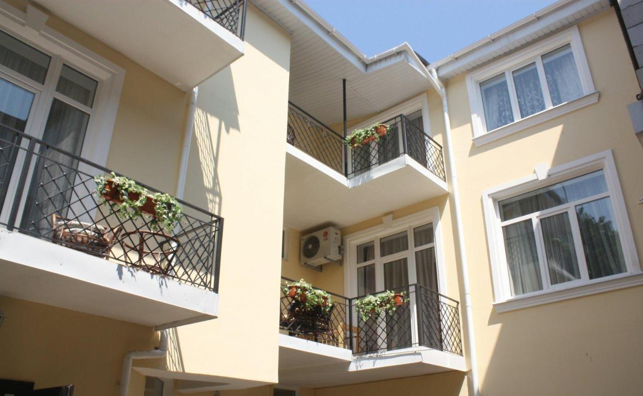 Club City House Klumba Apartamento Odesa Exterior foto