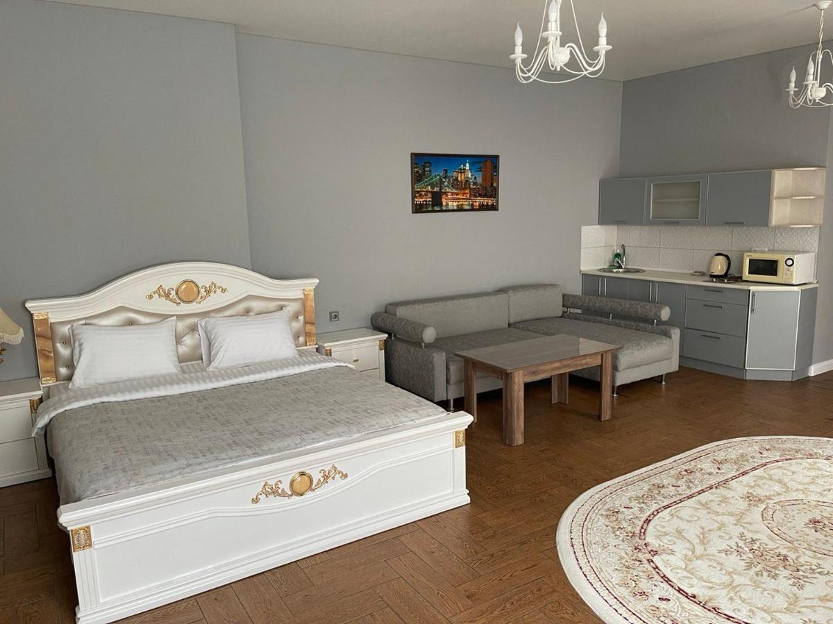 Club City House Klumba Apartamento Odesa Exterior foto