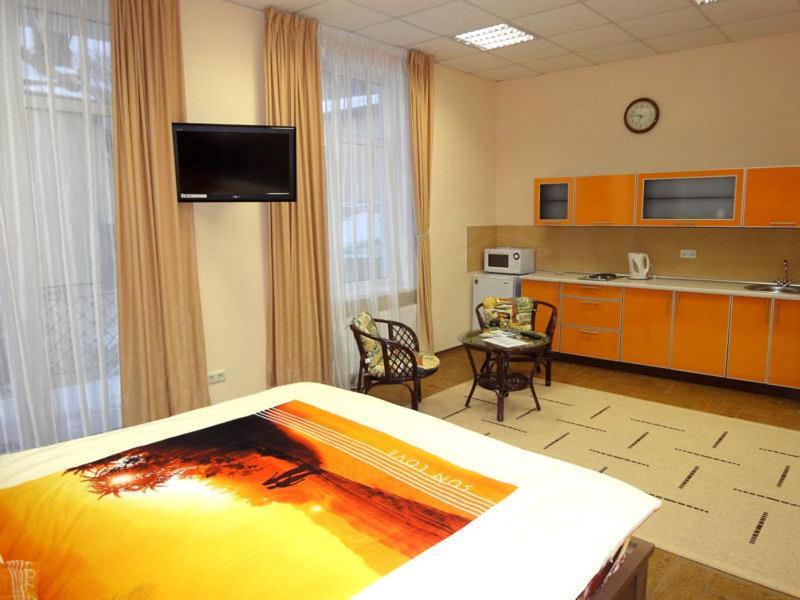 Club City House Klumba Apartamento Odesa Habitación foto